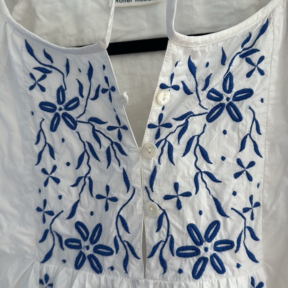 Roller Rabbit Embroidered Dress - Picture 4 of 16